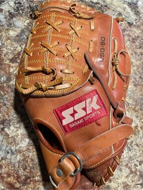 SSK Tan Leather Baseball Glove